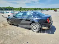 2012 Chrysler 300 photo