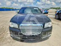 2012 Chrysler 300 фото