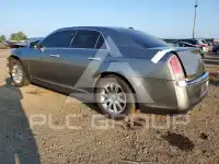 2012 Chrysler 300 photo