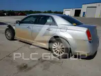 2012 Chrysler 300 фото
