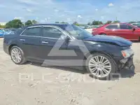 2012 Chrysler 300 photo