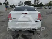 2012 Chrysler 300 photo