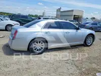 2012 Chrysler 300 фото