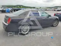 2012 Chrysler 300 photo