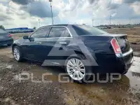 2012 Chrysler 300 фото