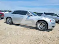 2012 Chrysler 300 фото