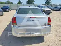 2012 Chrysler 300 фото