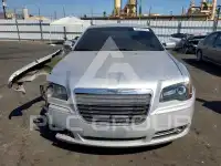 2012 Chrysler 300 фото