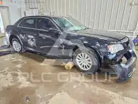 2012 Chrysler 300 фото