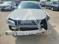 2012 Chrysler 300 фото