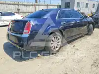 2012 Chrysler 300 photo