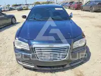 2012 Chrysler 300 photo
