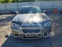 2012 Chrysler 300 фото
