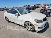 2012 Mercedes Benz C-Class фото