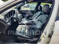 2012 Mercedes Benz C-Class фото