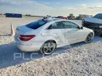 2012 Mercedes Benz E-Class photo
