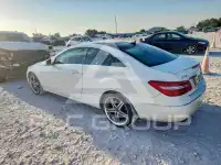 2012 Mercedes Benz E-Class photo