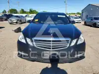 2012 Mercedes Benz E-Class photo
