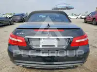 2012 Mercedes Benz E-Class фото