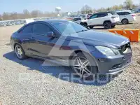 2012 Mercedes Benz E-Class фото