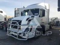 2012 Volvo VNL photo