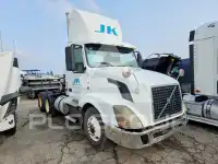 2012 Volvo VNL photo