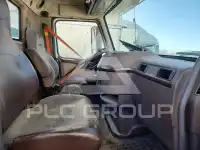 2012 Volvo VNL photo