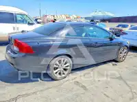 2012 Volvo C70 photo