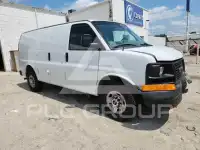 2012 GMC Savana photo