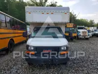 2012 GMC Savana фото