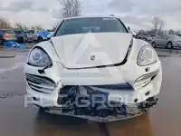 2012 Porsche Cayenne photo