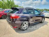 2012 Porsche Cayenne photo