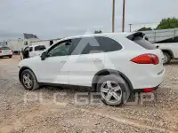2012 Porsche Cayenne photo