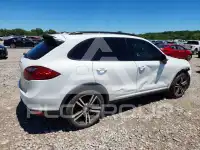 2012 Porsche Cayenne photo
