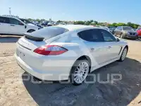 2012 Porsche Panamera photo