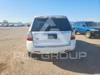 2012 Land Rover LR2 photo