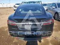 2012 Tesla Model S фото
