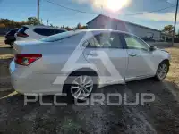 2012 Lexus ES350 photo