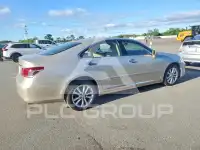 2012 Lexus ES350 photo
