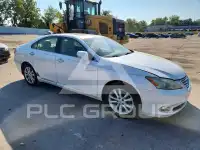 2012 Lexus ES350 фото