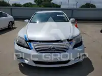2012 Lexus LS460 photo