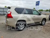 2012 Lexus GX photo