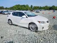 2012 Lexus CT200 photo
