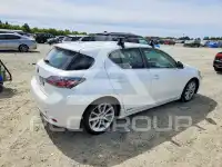 2012 Lexus CT200 photo