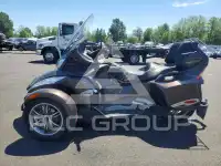 2012 Can-AM SPYDER фото