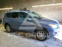 2012 Toyota RAV4 photo