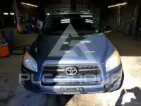 2012 Toyota RAV4 photo