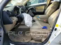 2012 Toyota RAV4 photo