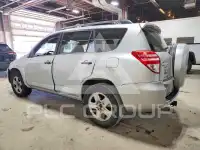 2012 Toyota RAV4 photo