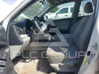 2012 Toyota RAV4 фото